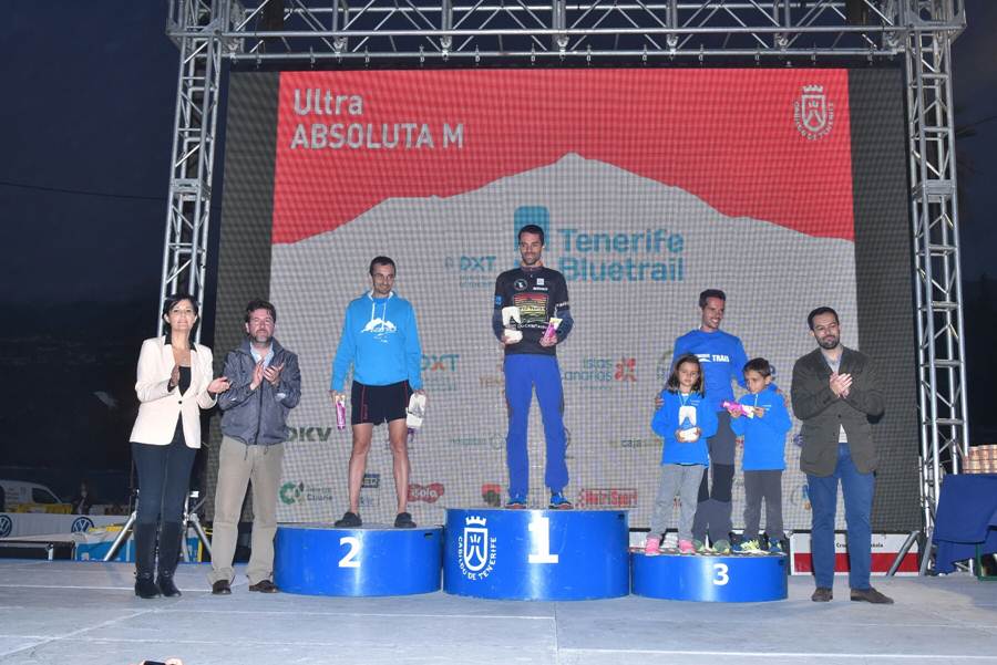 podio masculino de la Ultra de la Tenerife Bluetrail 2015