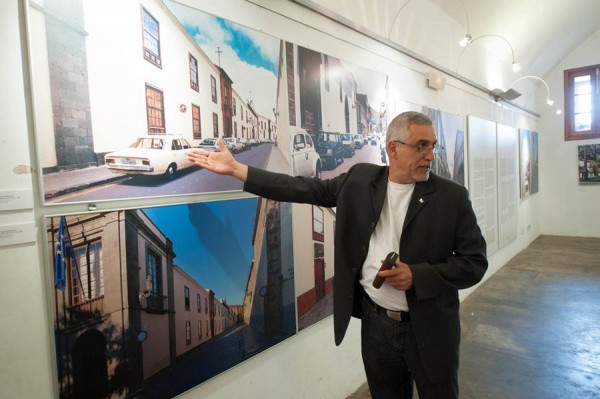 Juan Manuel Castañeda, ayer en la exposición. | FRAN PALLERO