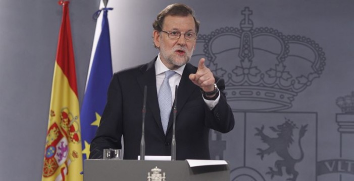 Rajoy dice que el pacto entre PSOE y C