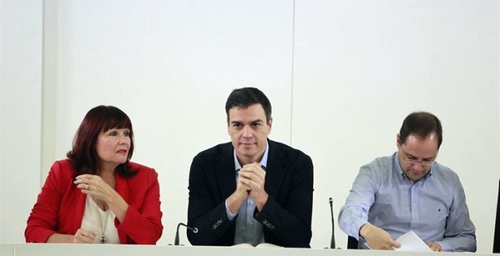 Un sector del PSOE presiona para  que Rajoy gobierne en minoría