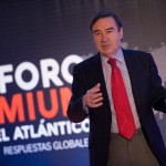 Pedro J. Ramírez, durante su intervención en el Foro Premium del Atlántico. / FRAN PALLERO