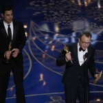 Tom McCarthy and Josh Singer recogen el Oscar a Mejor Guión Original por Spotlight. | REUTERS
