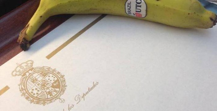 Piden que la cafetería del Congreso de los Diputados sirva plátanos de Canarias en vez de banana de Brasil 