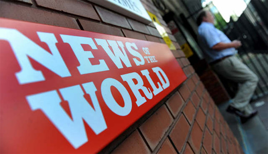 Murdoch cierra el “News of the World”