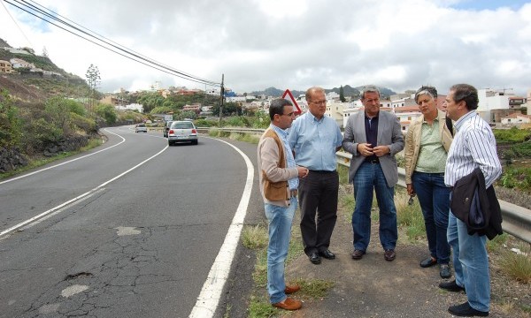 La reforma de la carretera a Punta del Hidalgo necesitará varias fases