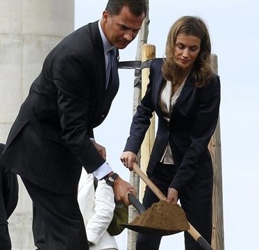 Los Príncipes presiden en Madrid un homenaje a las víctimas del 11S
