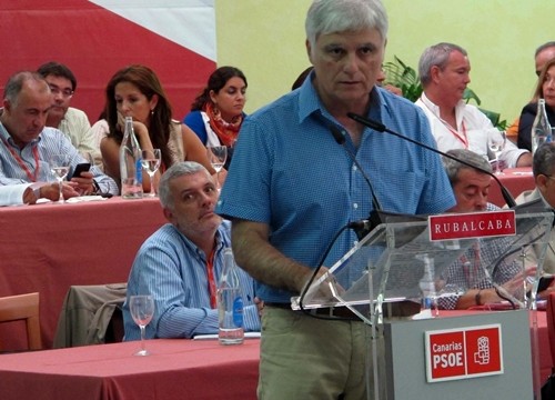 Militantes y cargos del PSC-PSOE  dan la cara por la “transparencia” 