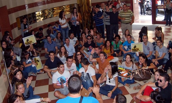 Los estudiantes de Derecho de la ULL invaden el Colegio de Abogados de Santa Cruz de Tenerife