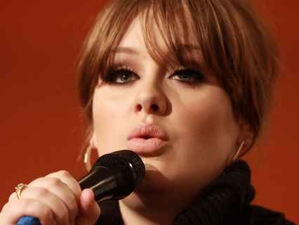 Adele triunfa en los premios Billboard en una gala con notables ausencias 
