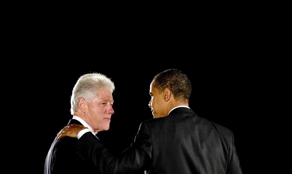 Bill Clinton crítica en su libro de la gestión de Obama y del Partido Demócrata