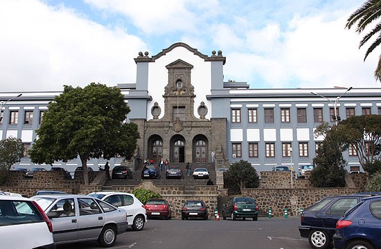 La ULL pide al Gobierno de Canarias un plan financiero para la mejora de las infraestructuras universitarias