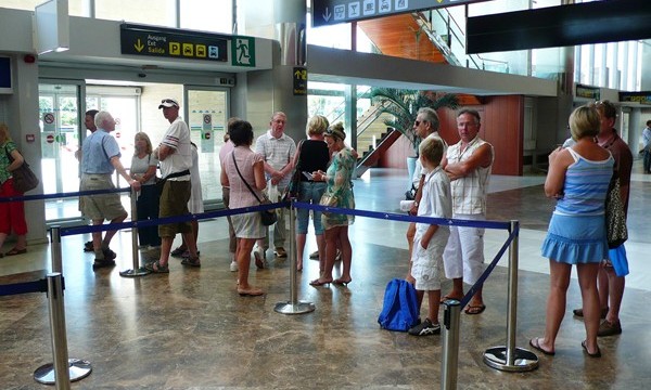 Canarias bate en 2011 el récord de llegada de extranjeros