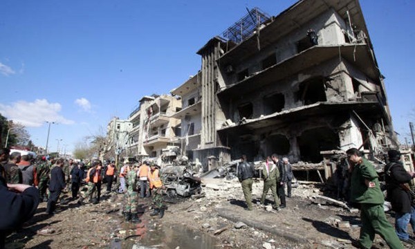 Al menos 27 muertos por un doble atentado en Damasco