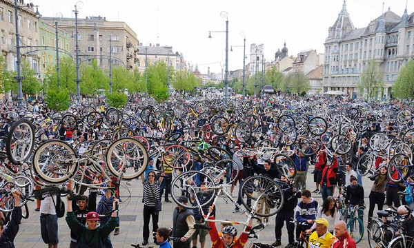Bicicletas al aire con motivo del Día de la Tierra