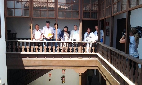 El Cabildo de La Gomera recibe la obra de la Casa Bencomo que será la futura Biblioteca Insular