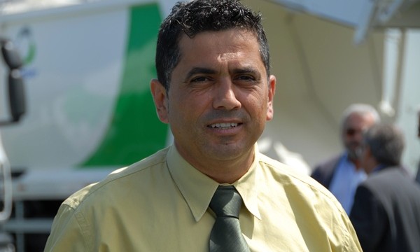 Correa defiende su “intachable” expediente político de 32 años  
