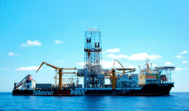 Repsol reconoce el riesgo de que las mareas negras de petróleo alcancen las costas canarias 