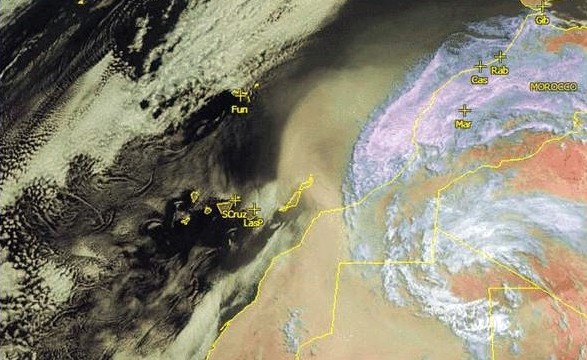 Canarias comienza a notar los efectos de la ola de calor con la llegada de la calima