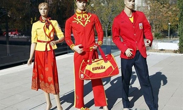 Sale a la luz el traje olímpico español para la inauguración de los Juegos Olímpicos