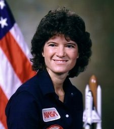 Muere Sally Ride, primera estadounidense que viajó al espacio