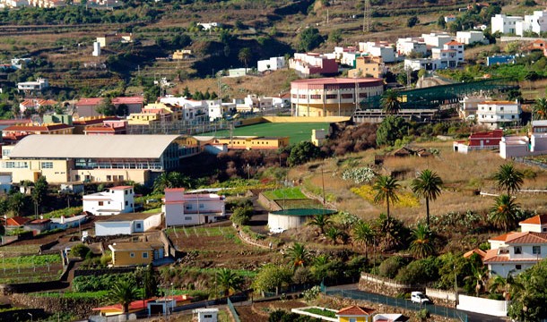 Vía libre a la planta hotelera en los campos de golf de La Palma