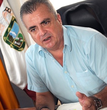 Critican que el alcalde “persiga”  a “ciertos” trabajadores