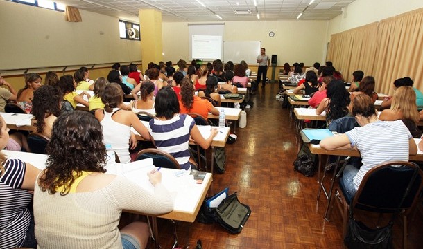 Canarias inicia el 1 de septiembre el procedimiento de solicitud de las becas universitarias regionales