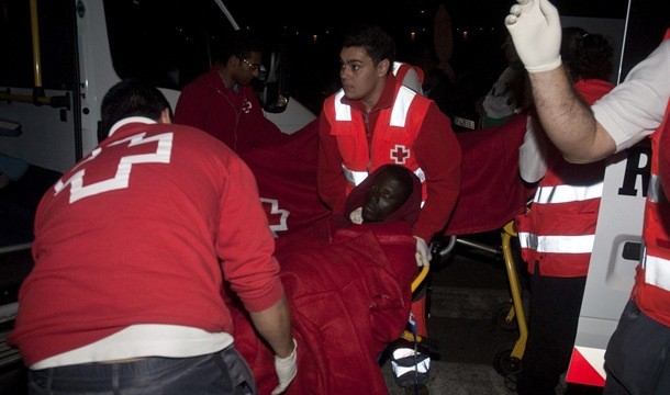 Se elevan a 4 los inmigrantes hospitalizados en El Hierro, todos menos graves