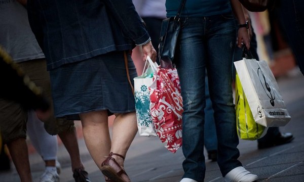 Canarias lidera las ventas del comercio minorista al subir el 3,4%