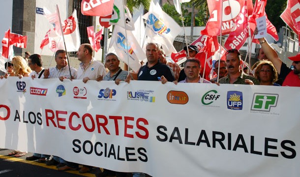 Los sindicatos preparan demandas por la supresión total de la ‘extra’