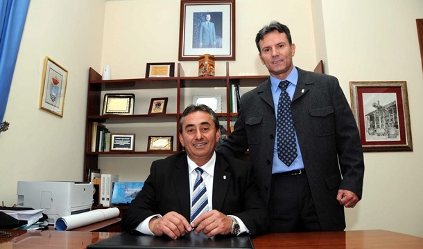 Tomás Mesa (PP), nuevo alcalde con el apoyo de AIS-CC