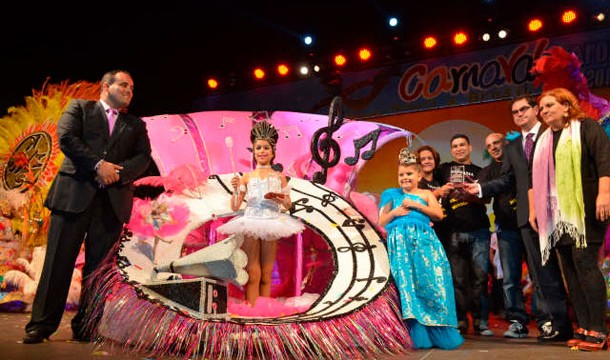 Ankirian Marcano, elegida reina infantil del Carnaval de Arona