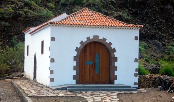 La playa de Vallehermoso ya cuenta con ermita nueva