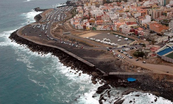 Un consorcio catalán construirá el futuro puerto deportivo y pesquero
