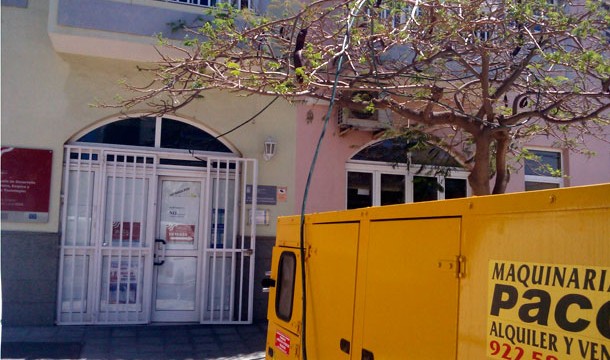 Un generador subsana el corte de luz en las oficinas municipales de Candelaria
