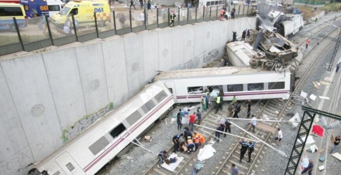 Una asociación y 62 víctimas están personadas en la causa por el siniestro del tren en Santiago
