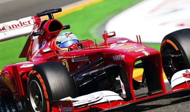 Vettel marca distancias