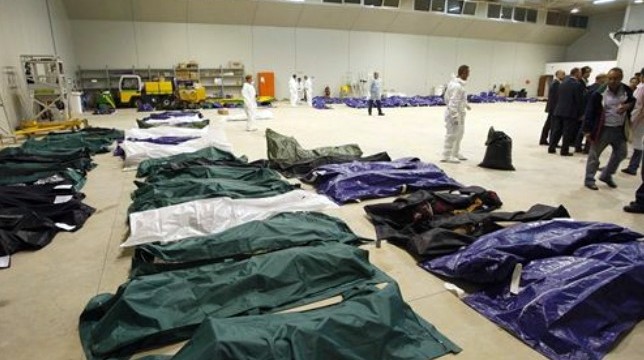 Recuperan 110 cadáveres del naufragio de Lampedusa, incluidos cuatro niños 
