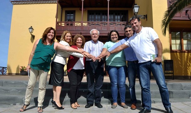 Tres municipios trasladan al Cabildo su preocupación por el sector primario