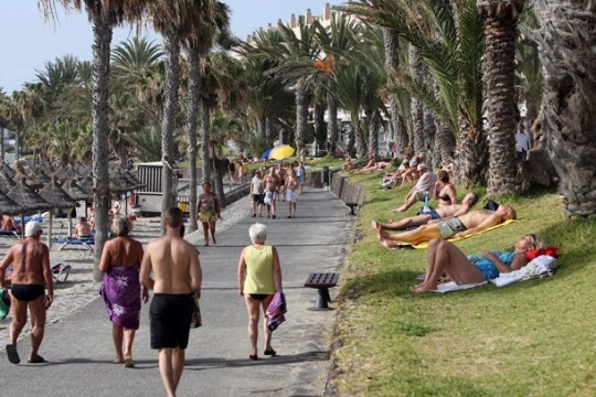 Canarias lidera la llegada de turistas internacionales en febrero