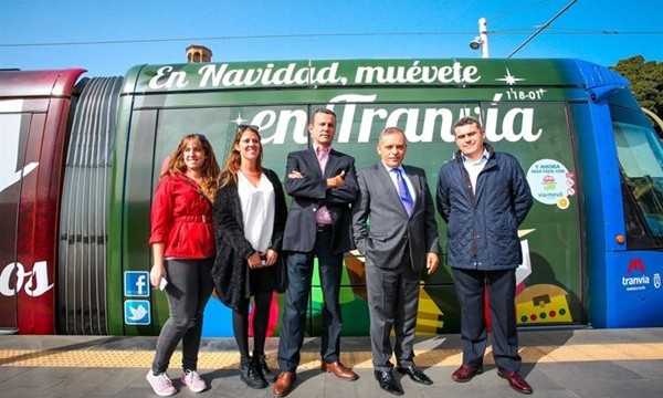 El Cabildo de Tenerife promueve el uso del tranvía para mejorar la movilidad y potenciar las compras en Navidad
