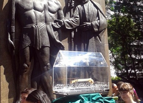 Sao Paulo se apropia de Anchieta y celebra “el tercer santo brasileño”  