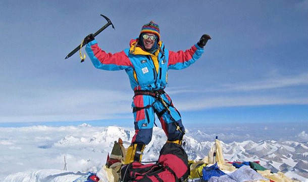 Diez años de la primera y única ascensión canaria al Everest