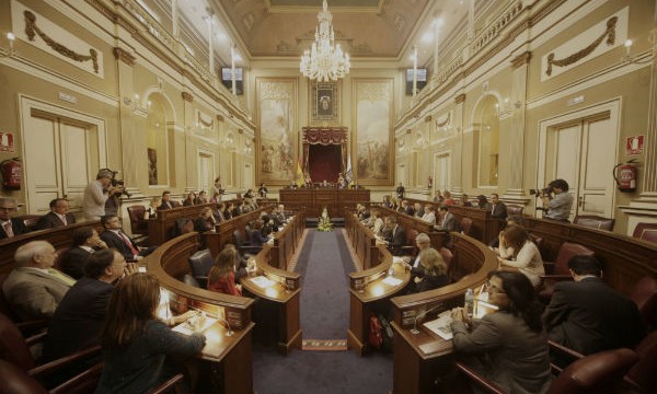 El Parlamento debatirá durante dos días la situación de Canarias