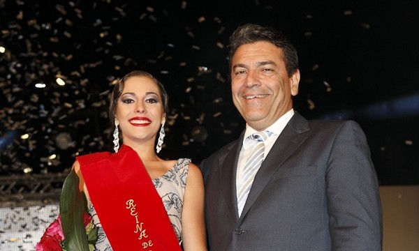 Andrea Renovell Tapia, elegida reina de las fiestas de Santa Ana y del Carmen 2014