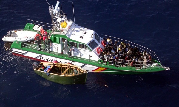 Repuntan las llegadas a Canarias de pateras con inmigrantes ilegales