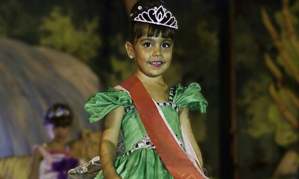 Carla Cano, reina infantil 2014 de las fiestas patronales en honor de Nuestra Señora Mercedes de Roja