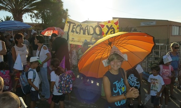 Continuarán las manifestaciones de padres en el CEIP San Isidro  