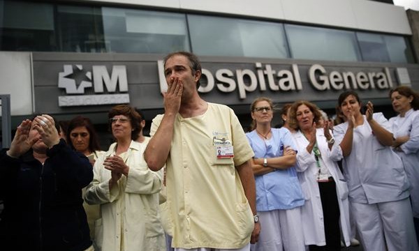 Sanidad aísla a otras tres personas por un posible contagio de ébola