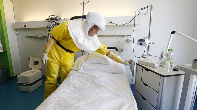 La OMS dice que las últimas pruebas sobre las vacunas contra el ébola se realizarán entre enero y febrero